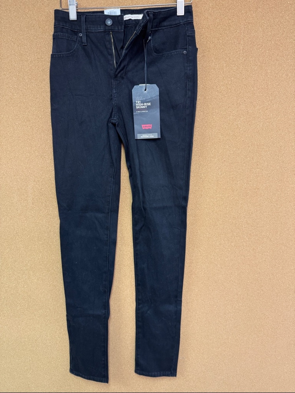 Levi's Women's Black High-Rise Skinny Jeans